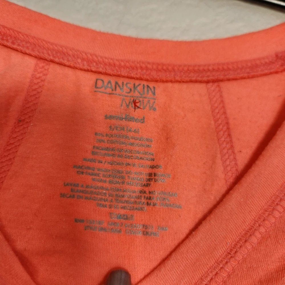 Danskin Coral Short-Sleeve V-Neck Active Tee w/ Side Ruching, Size S - Picture 3 of 7